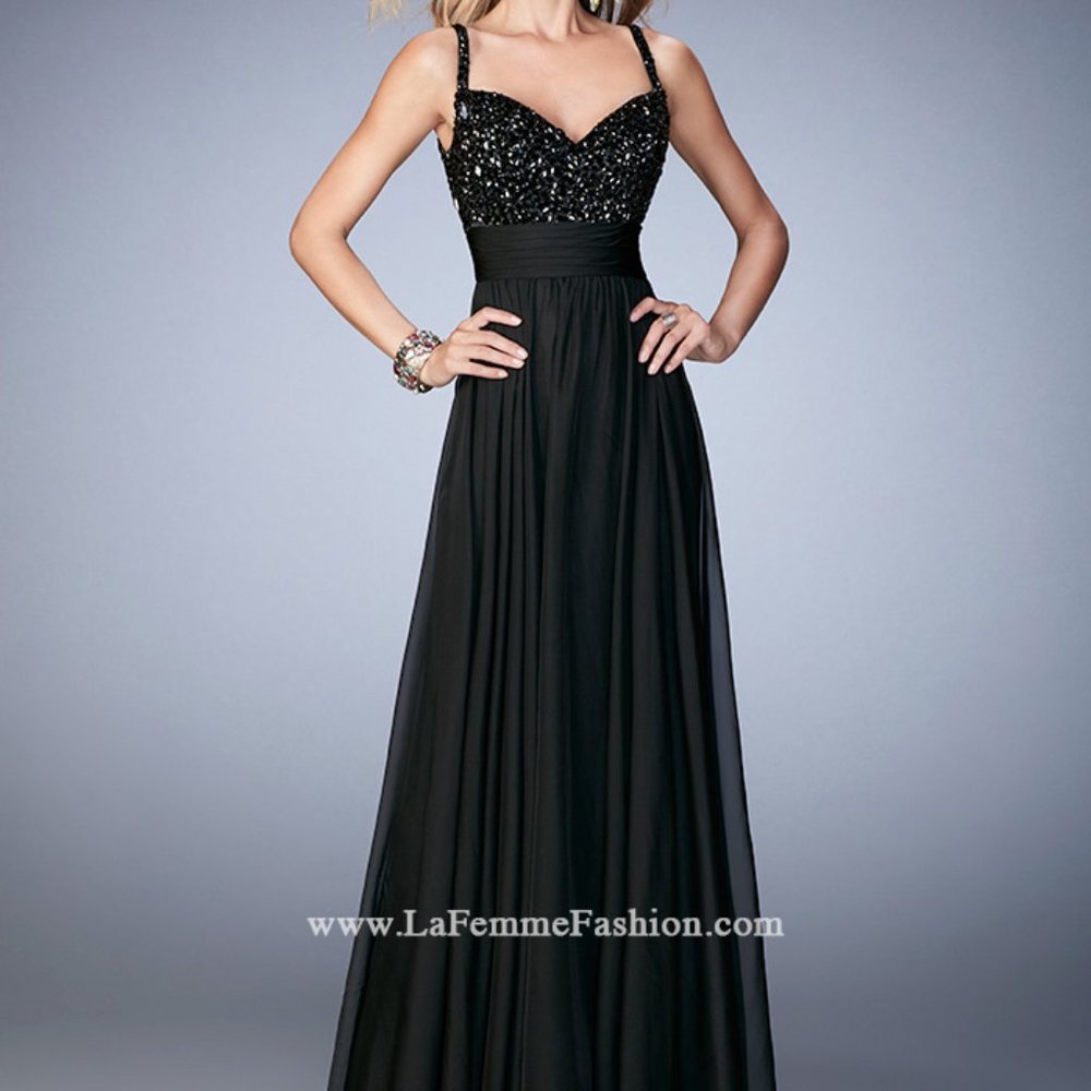 NWT 22433 Embellished Prom Gown W/Gathered Band